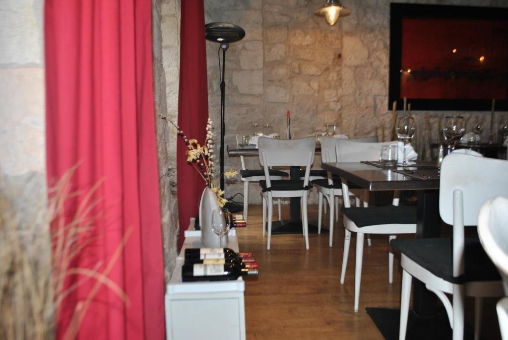 Le Beffroi Aparthotel Tournon-d'Agenais Ngoại thất bức ảnh